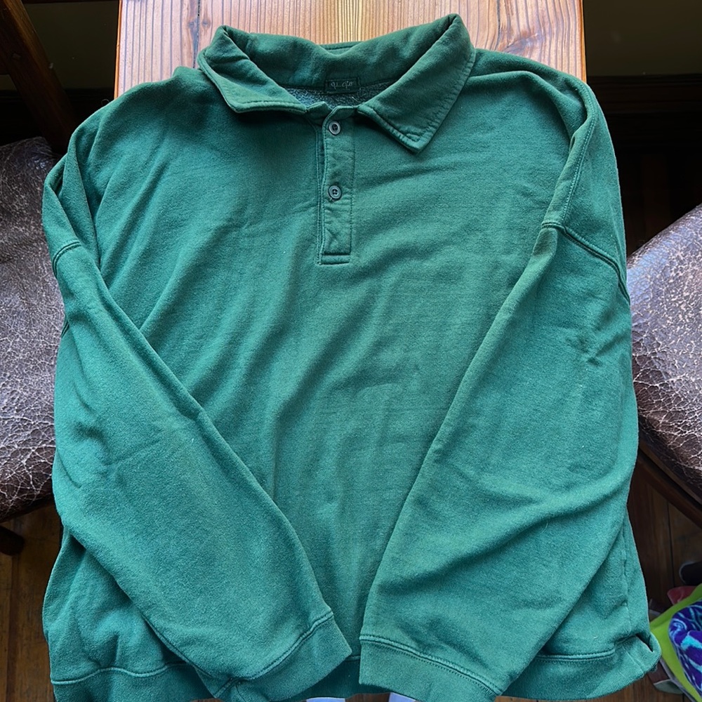 RARE dark green Brandy Melville sweatshirt